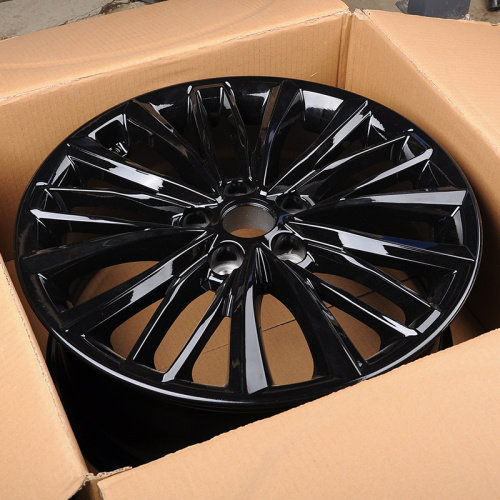 KoKo Kuture 0171 8j-19 5*114.3 ET45 d67.1 Gloss Black