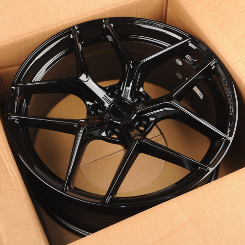 Makstton MST-FF-FK07 8j-19 5*108 ET40 d63.35 Piano Black